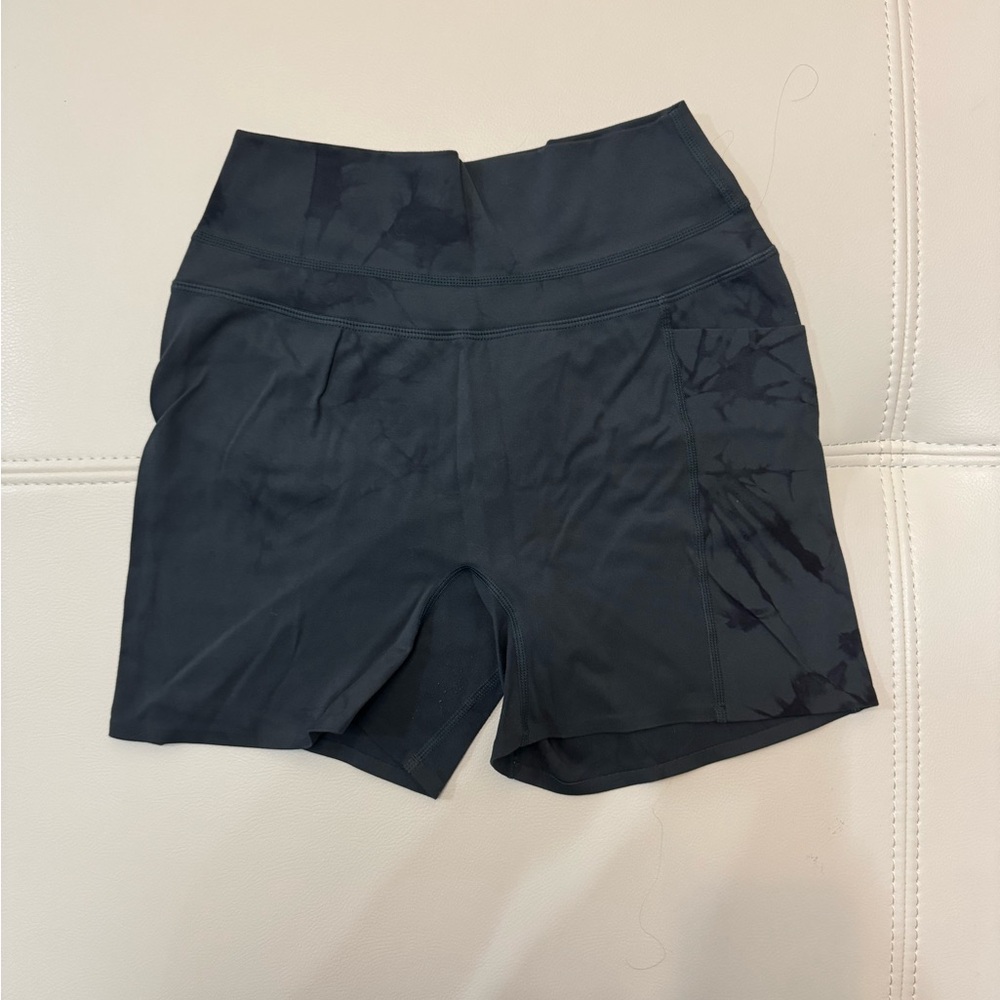 Alphalete Shorts - S